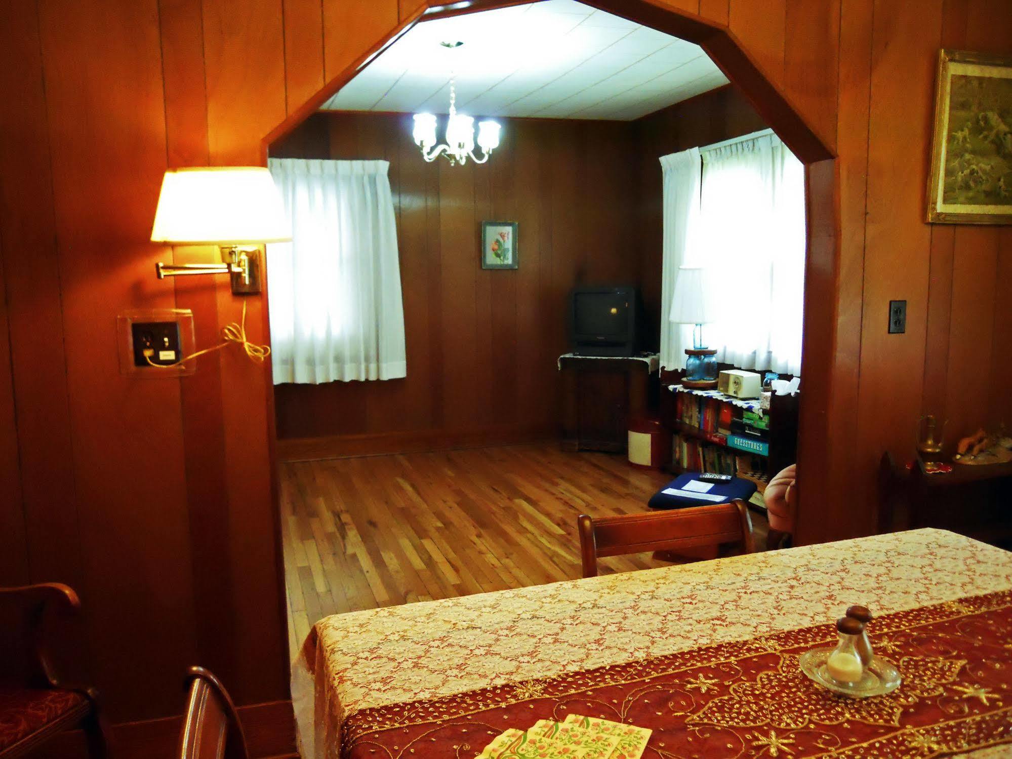 Little River Inn Motel Leon Dış mekan fotoğraf
