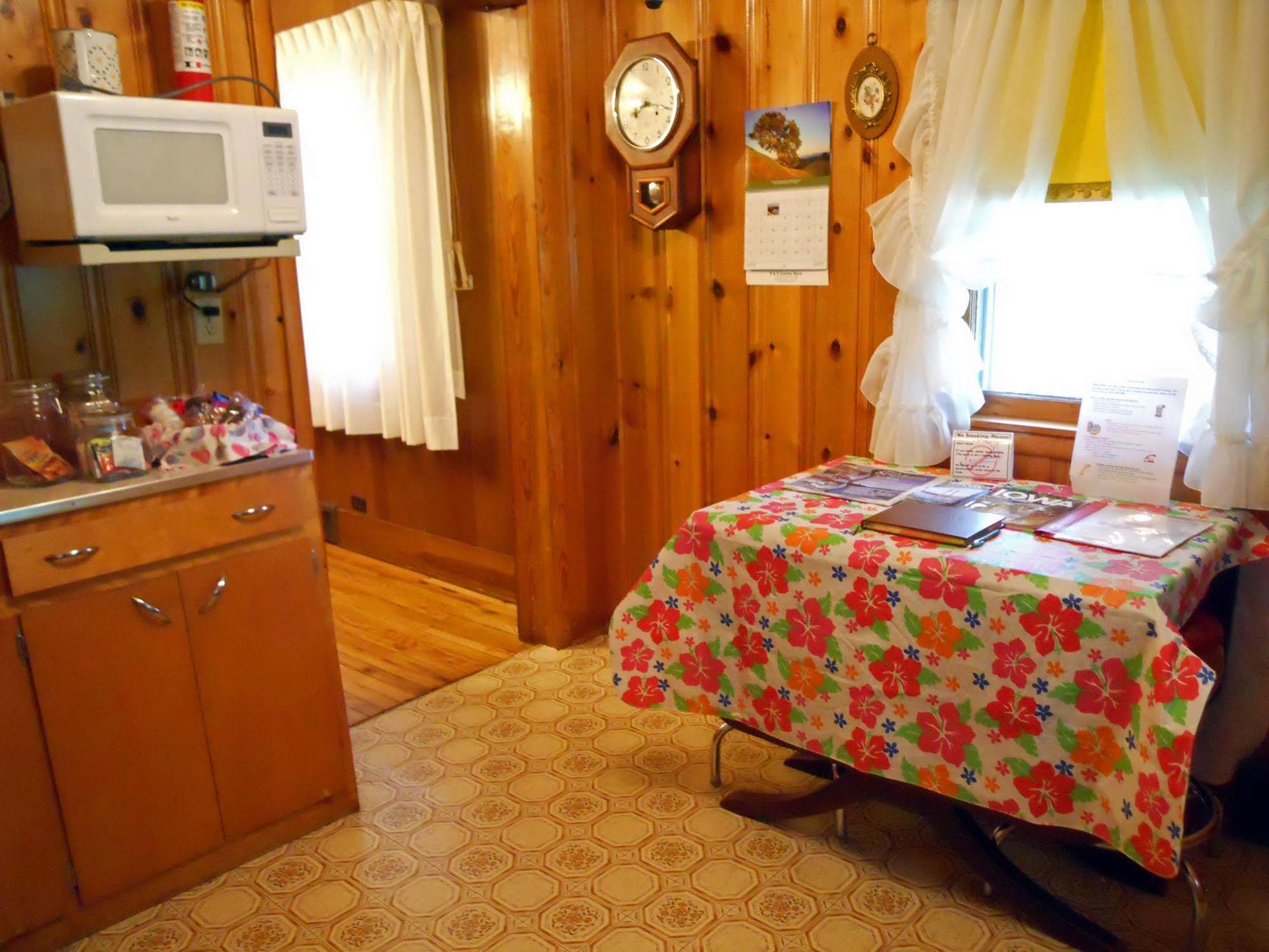 Little River Inn Motel Leon Dış mekan fotoğraf
