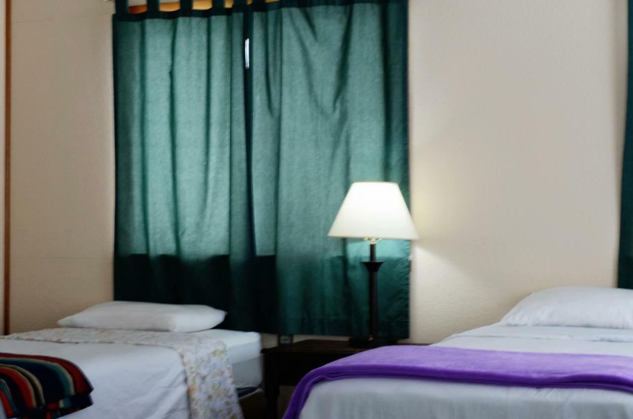 Little River Inn Motel Leon Dış mekan fotoğraf